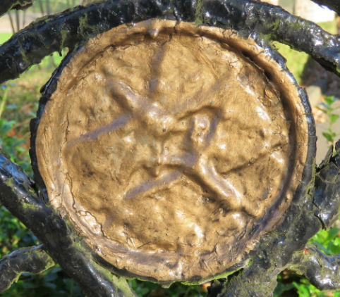 jeckyll emblem sprowston gates_2.jpg