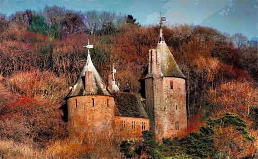 Castle_Coch_from_A470Pixlr.jpg