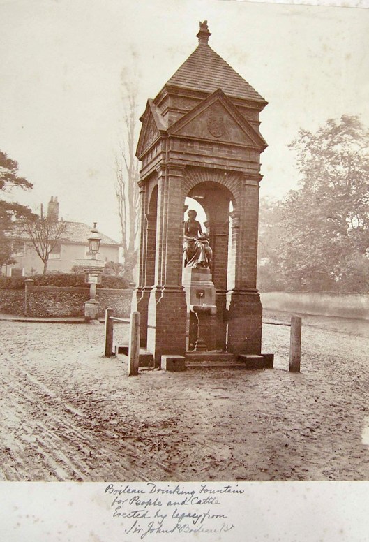 Boileau fountain 61.jpg