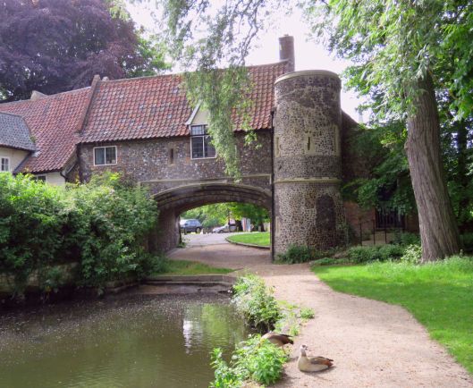 Pulls Ferry Norwich_A.jpg