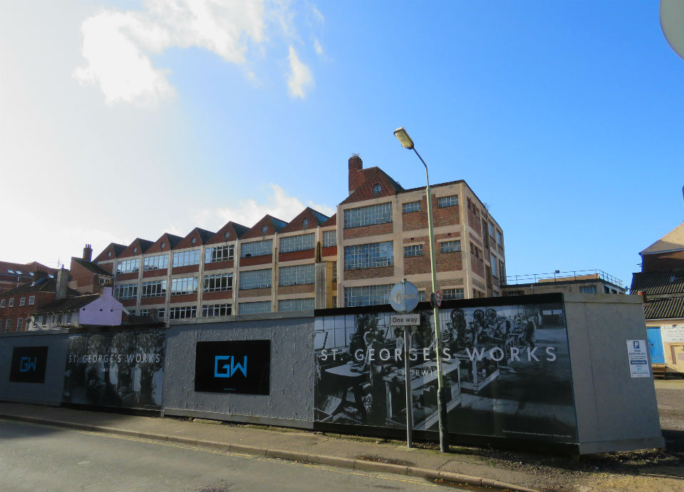 Reggie through the underpass | COLONEL UNTHANK'S NORWICH