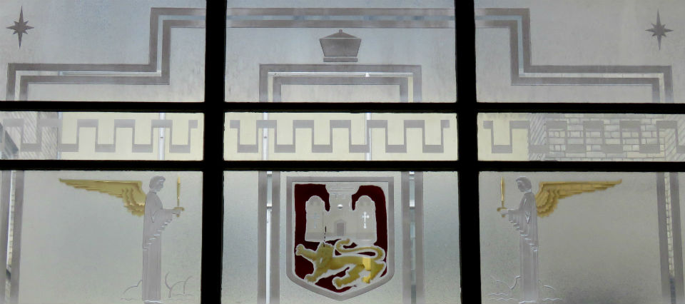 CityHallGlass1.jpg
