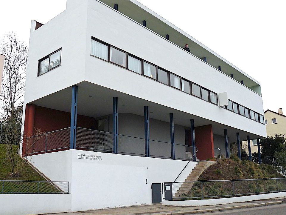 1024px-thumbnail Gropius.jpg